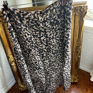 & Other Stories Black and Cream Patterned flower skirt midi